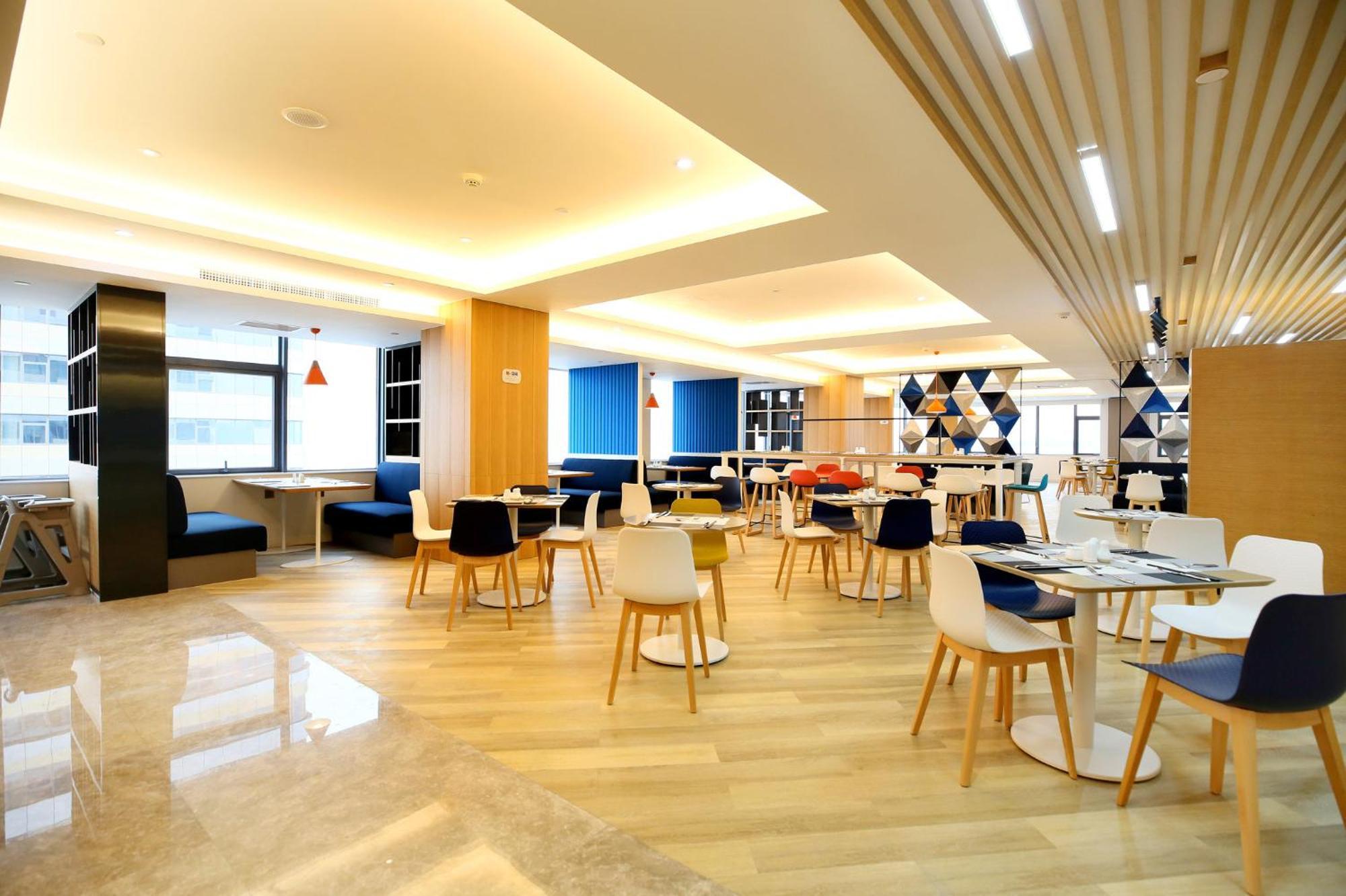 Holiday Inn Express Chengdu North Railway Station By Ihg - Near Panda Base, Near Chunxi Road المظهر الخارجي الصورة